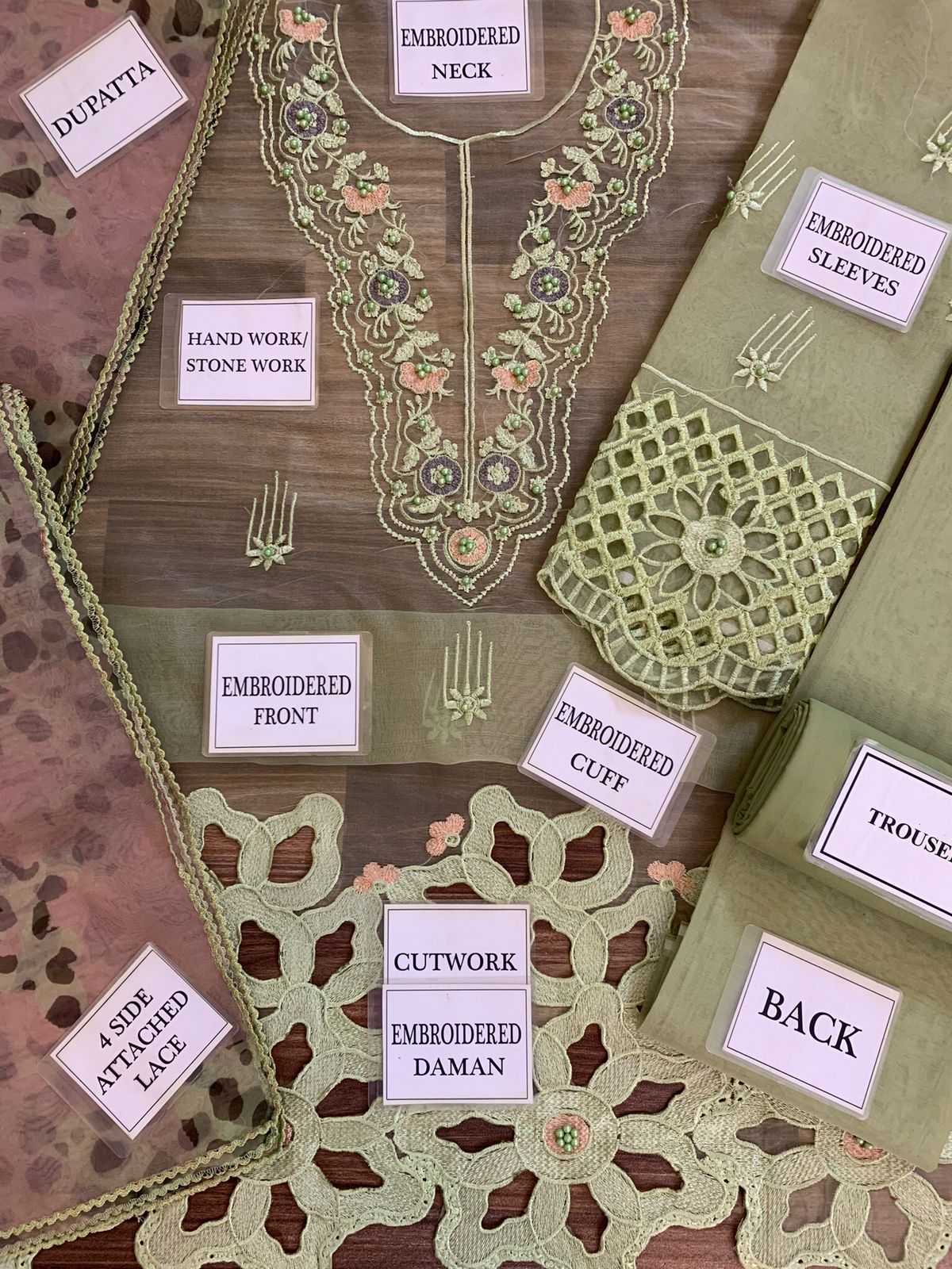 BRAND:MUSHQ organza embroidered - Image 2