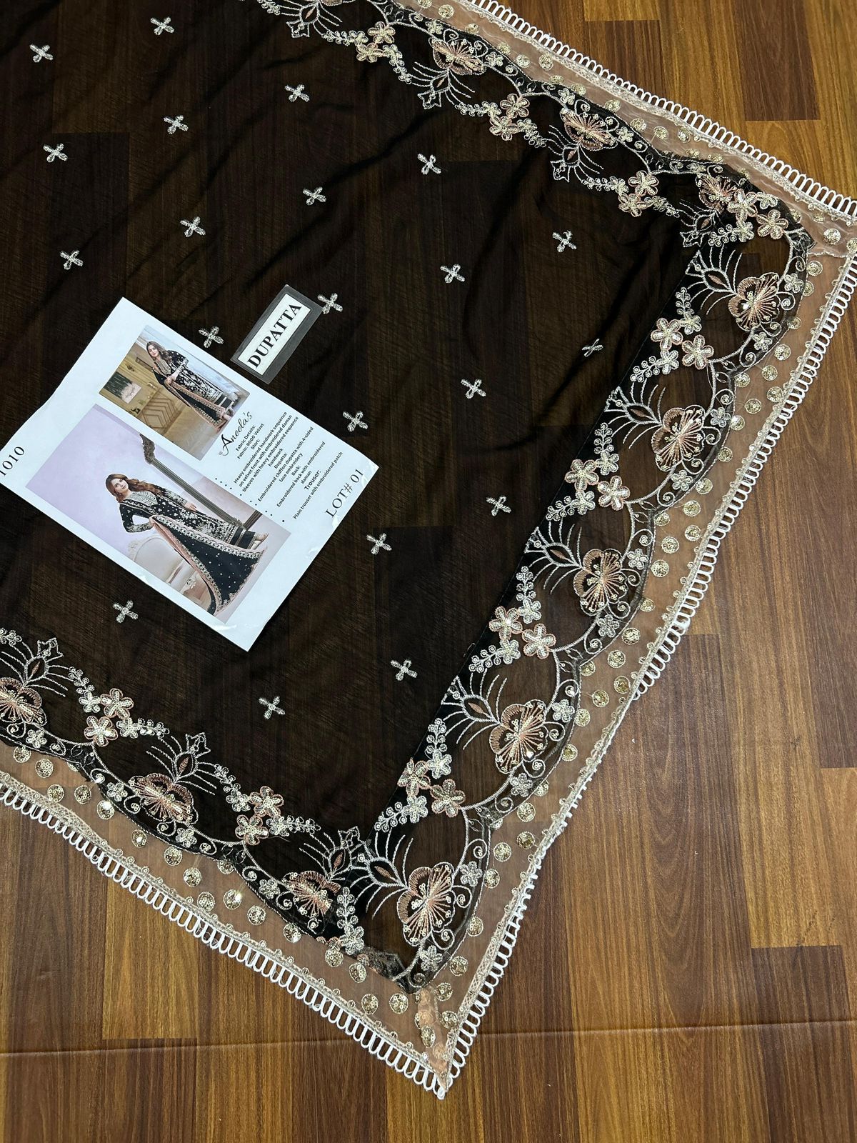 BRAND:ANEELAS velvet embroidered hand embellished luxury - Image 3